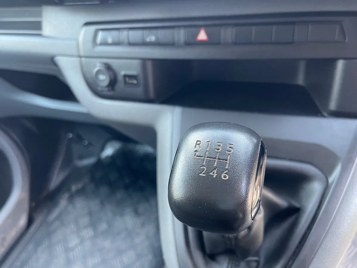 Peugeot Expert 2019 - Image 4