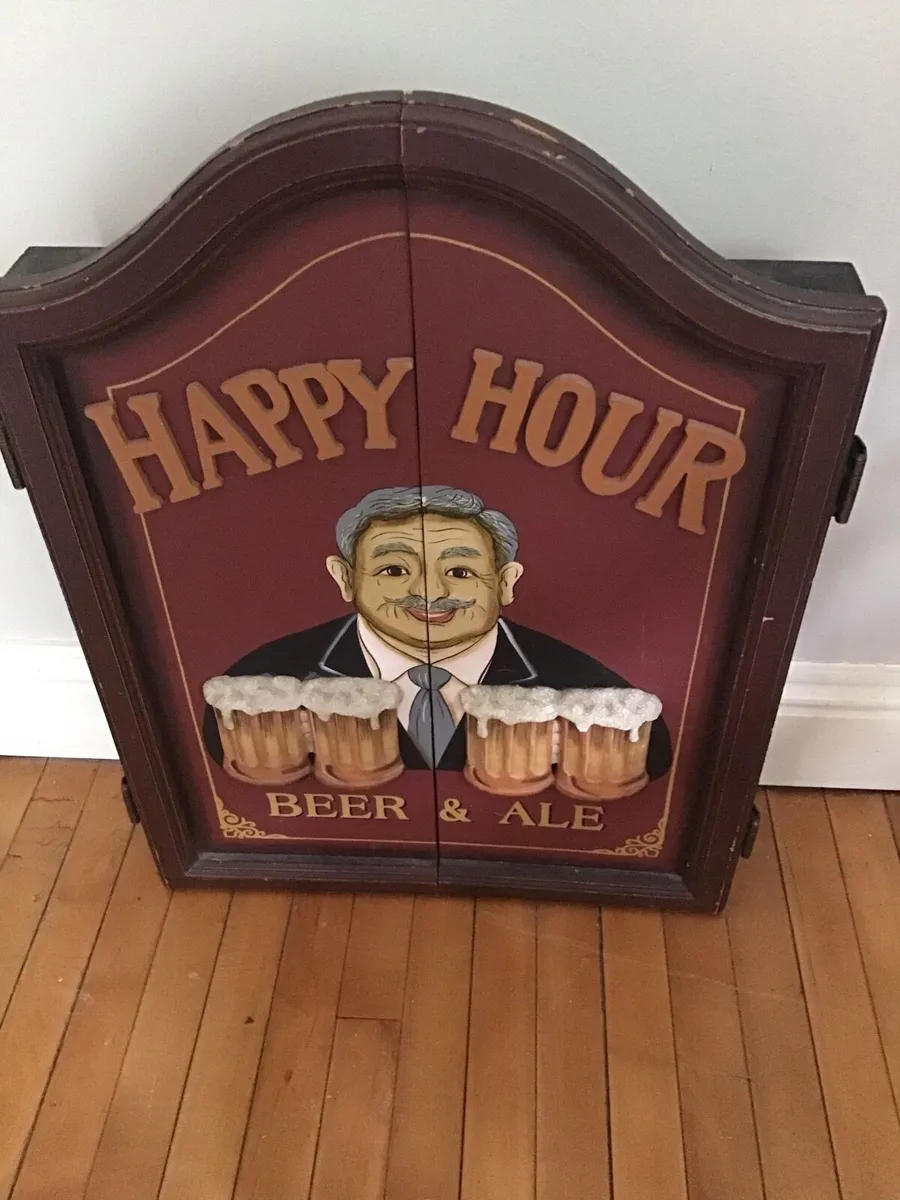 VINTAGE DART BOARD IN SOLID WOOD HANDMADE CUPBOARD - Image 1