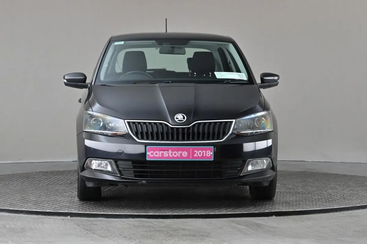 Skoda Fabia 1.0tsi 110BHP DSG Ambition  apple Car - Image 2