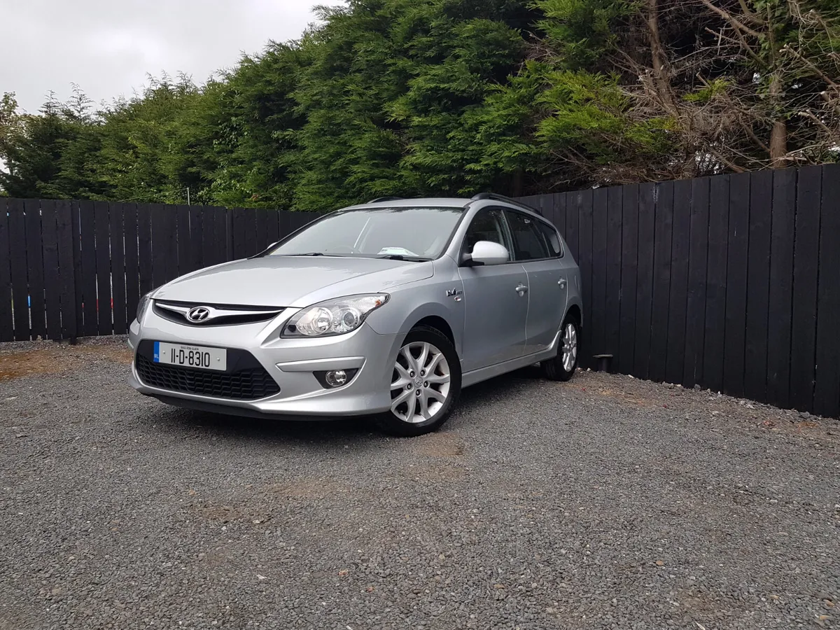 HYUNDAI I30 ... VERY LOW KMS.. NCT TODAY - Image 2