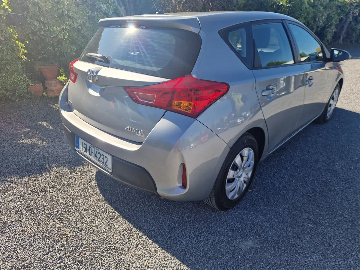 Toyota Auris  TERRA PETROL 2015 - Image 4