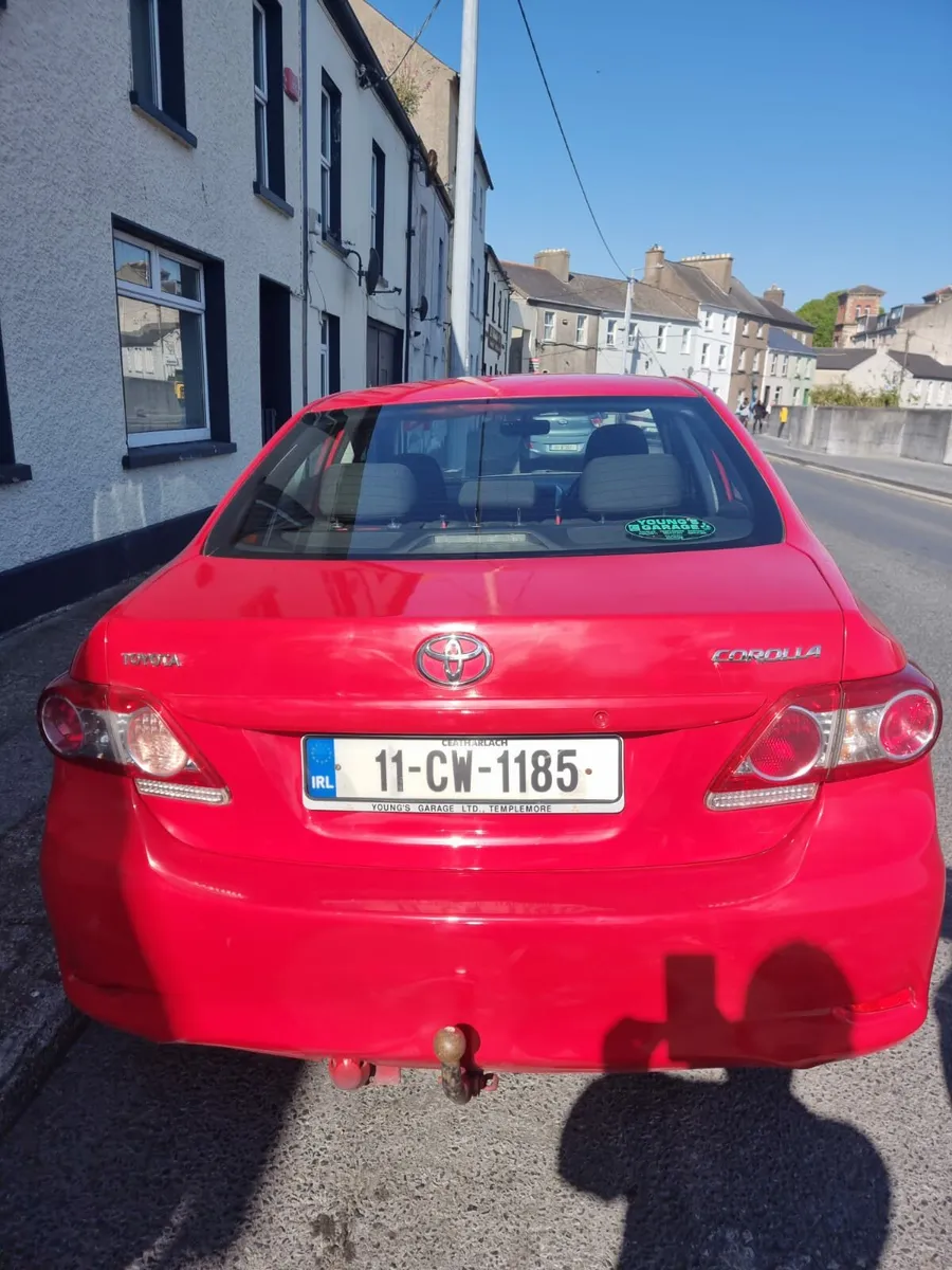 Toyota corolla - Image 4