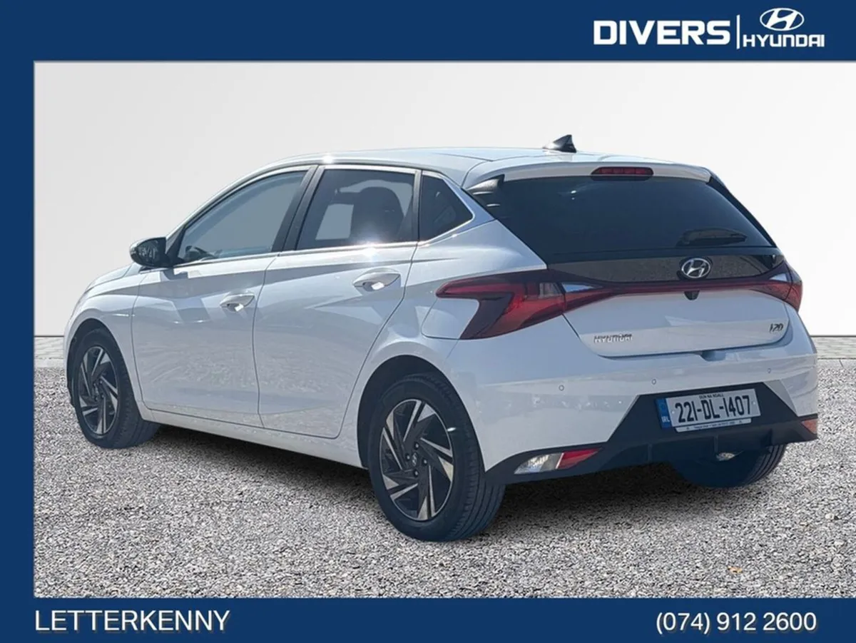 Hyundai i20 Deluxe Plus - Image 3
