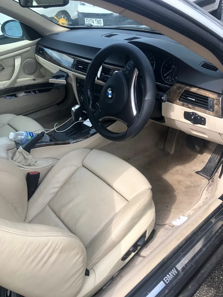 BMW 3-Series 2006 - Image 2