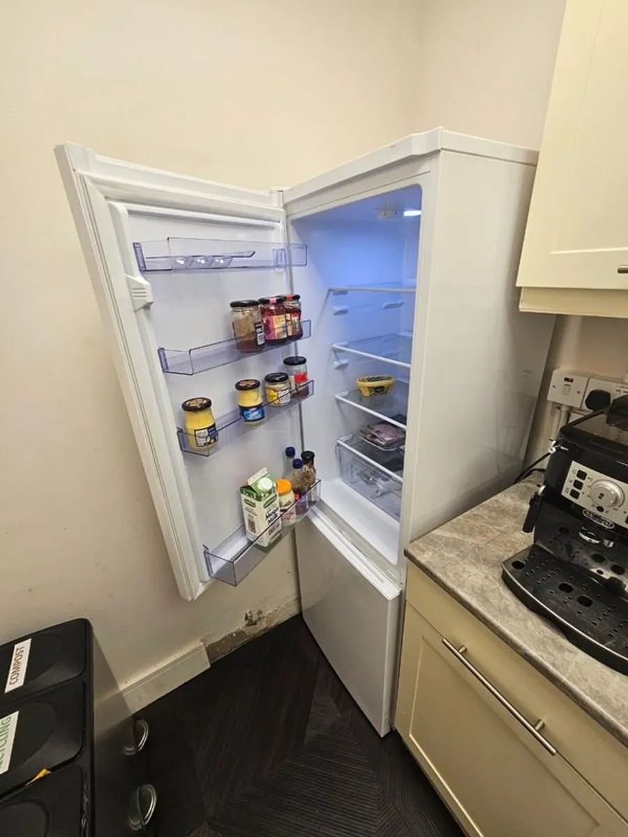 Beko Fridge Freezer for Sale - Image 4