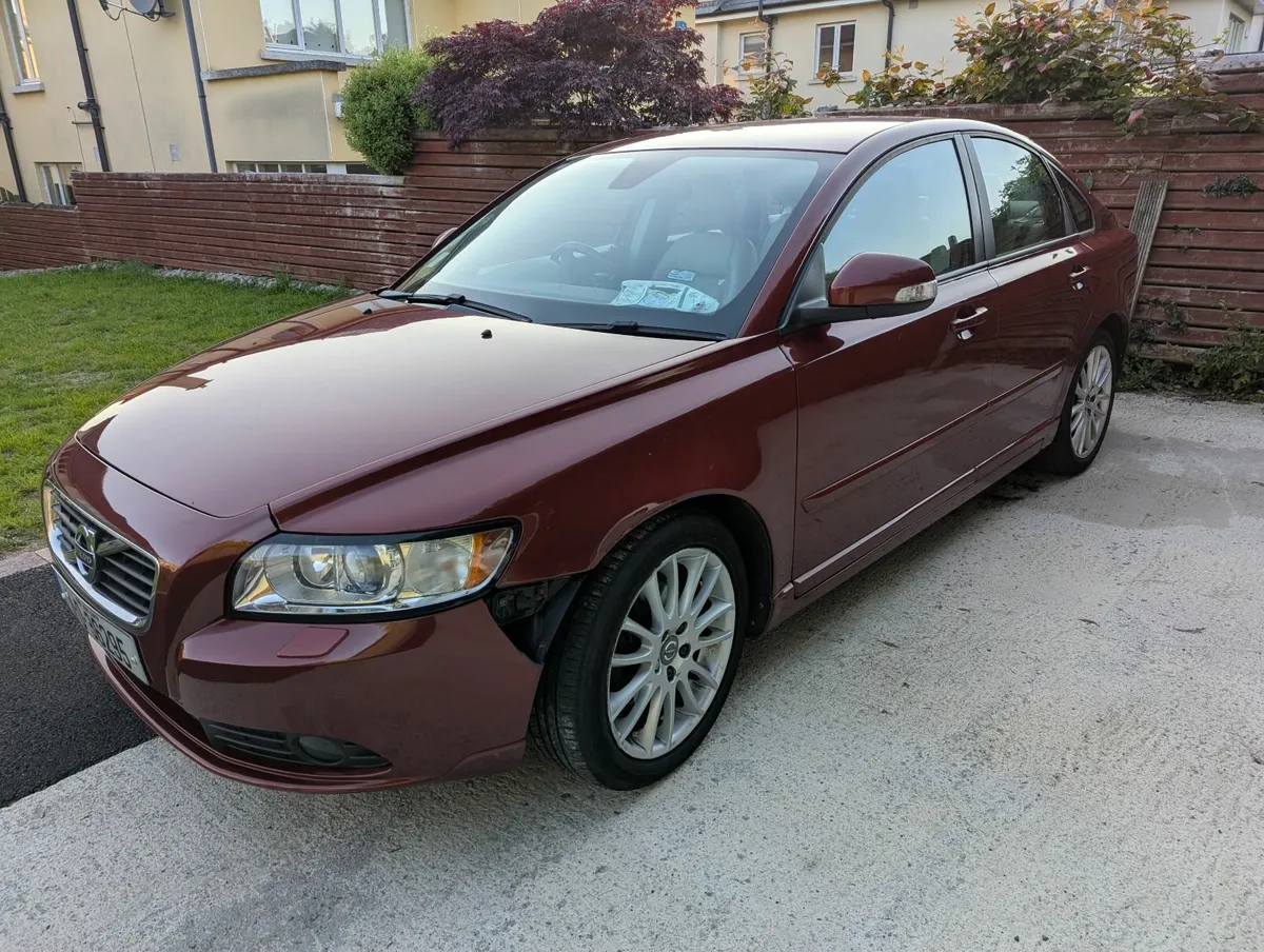 Volvo S40 Immaculate, Diesel, Manual, Service Hist - Image 3