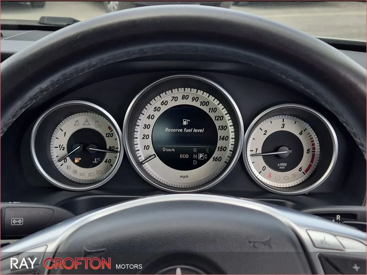 Mercedes-Benz E-Class E 200 Bluetec Classic Sport - Image 4