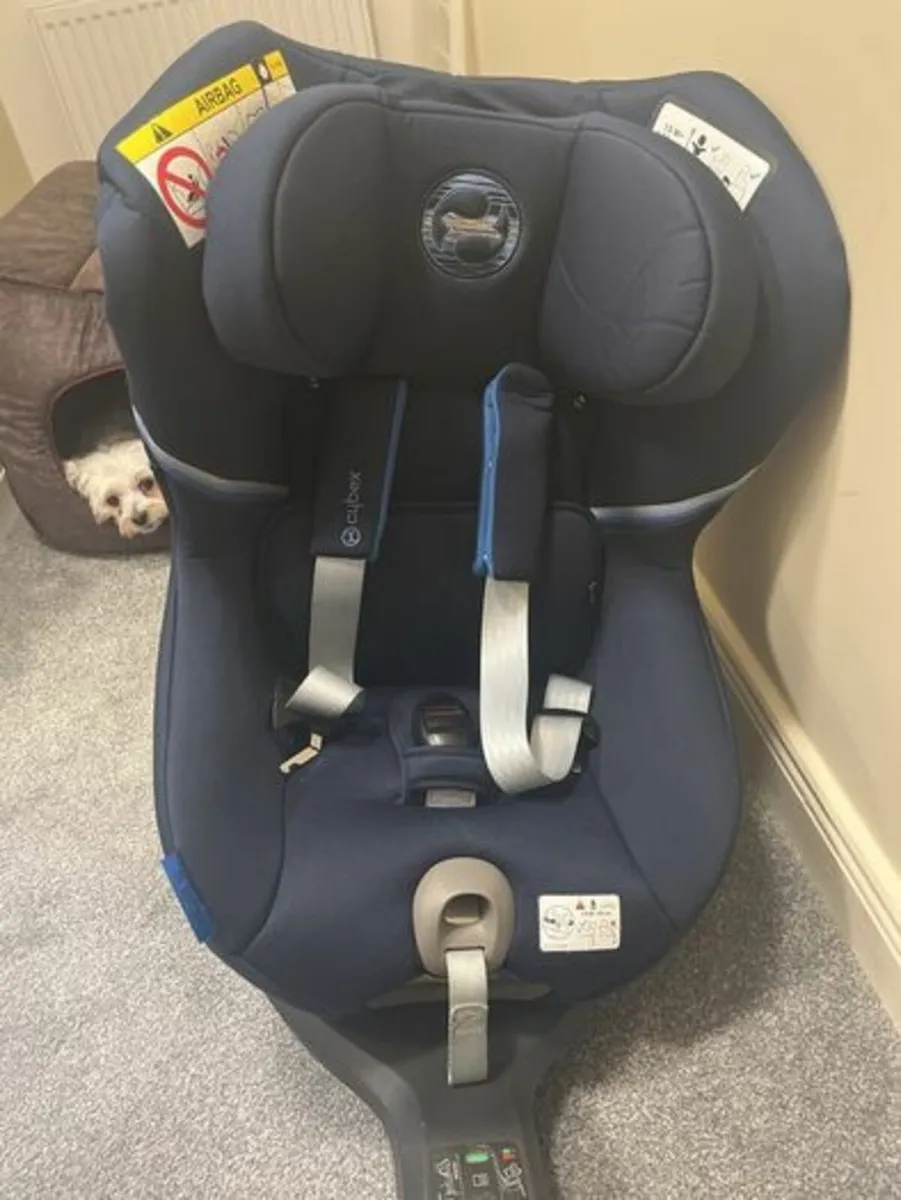 Sirona S2 i-Size Car Seat - Navy Blue - Image 1