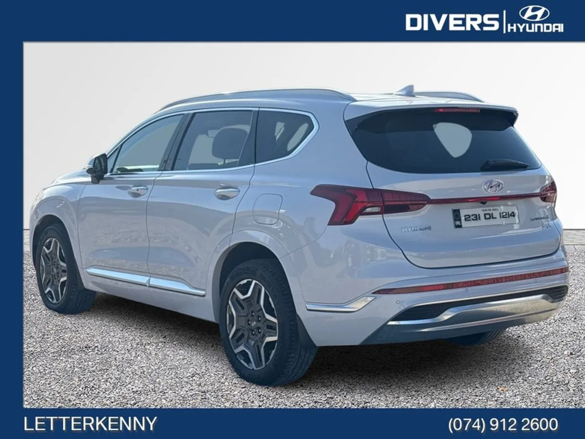 Hyundai Santa Fe Phev - Image 3