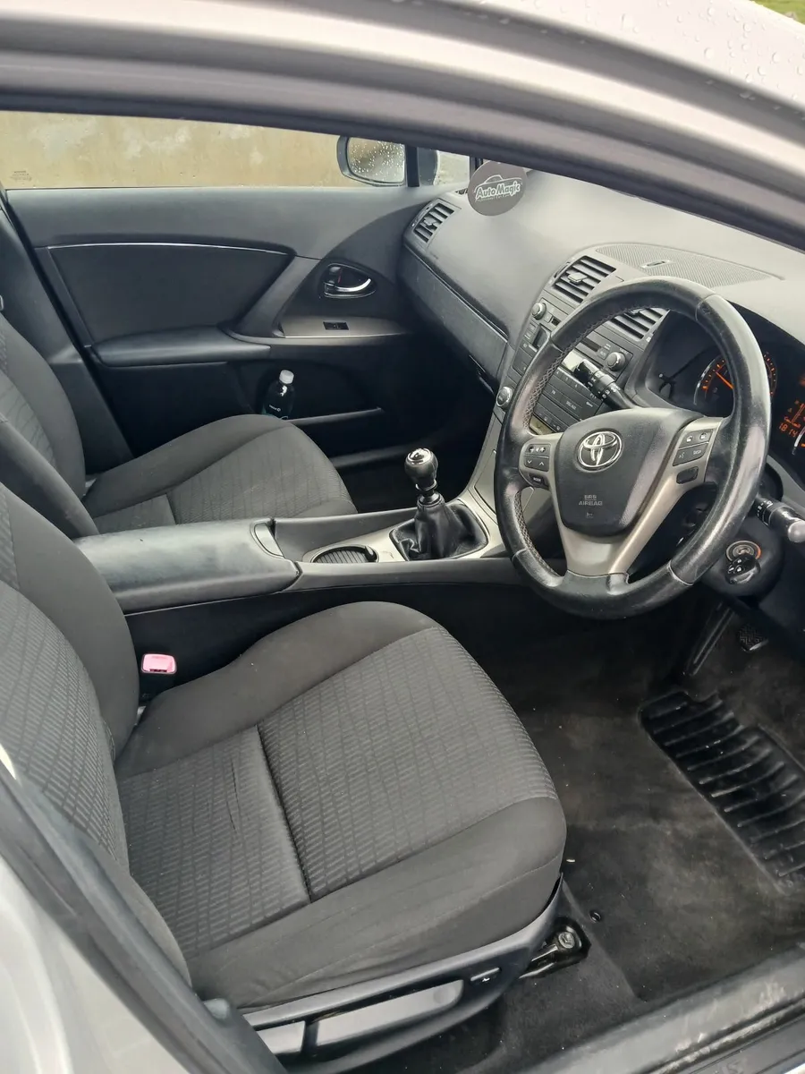 Toyota Avensis 2009 - Image 3