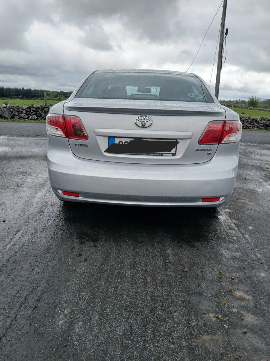 Toyota Avensis 2009 - Image 4