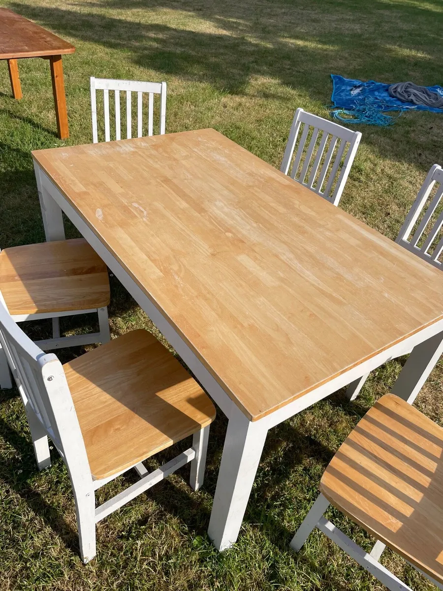 Kitchen table + 6 chairs set €150 - Image 3
