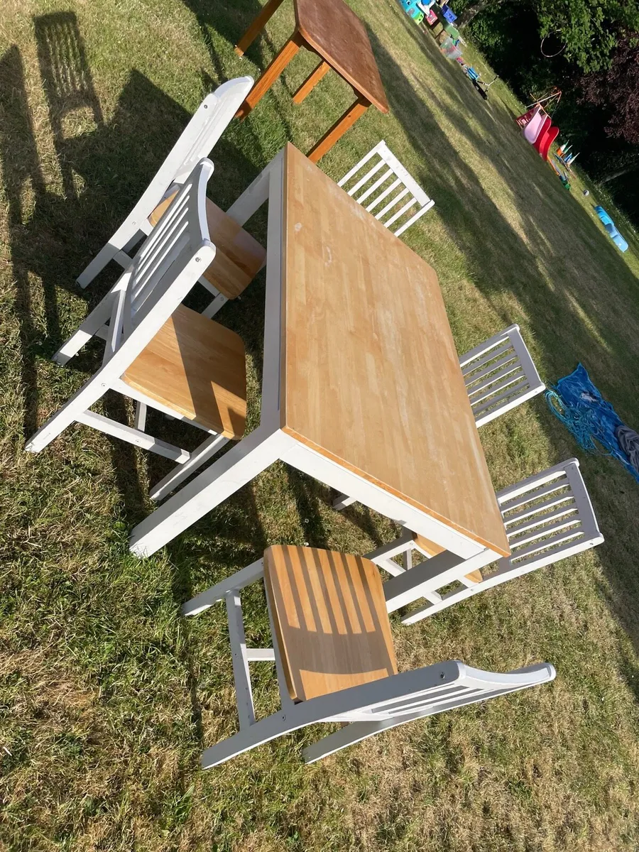 Kitchen table + 6 chairs set €150 - Image 4