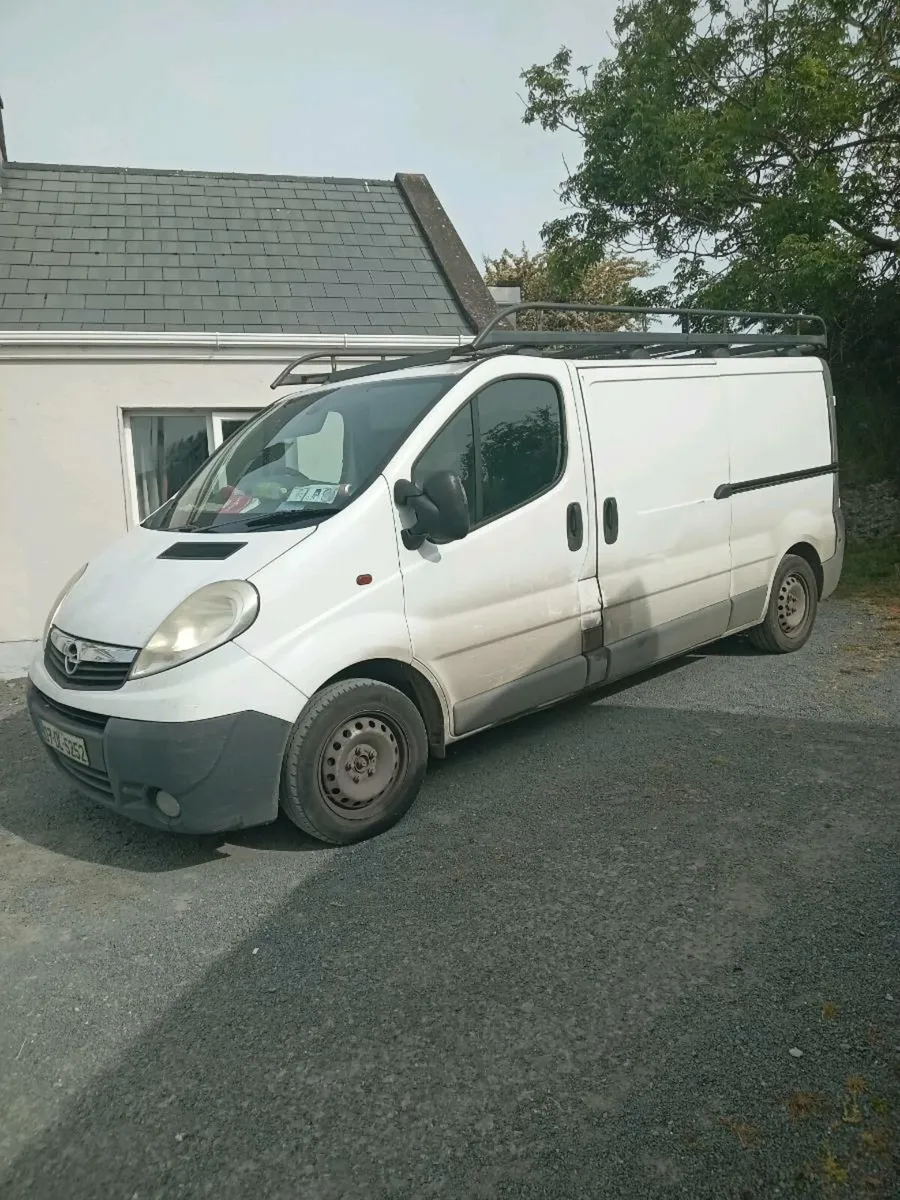 Van - Image 2