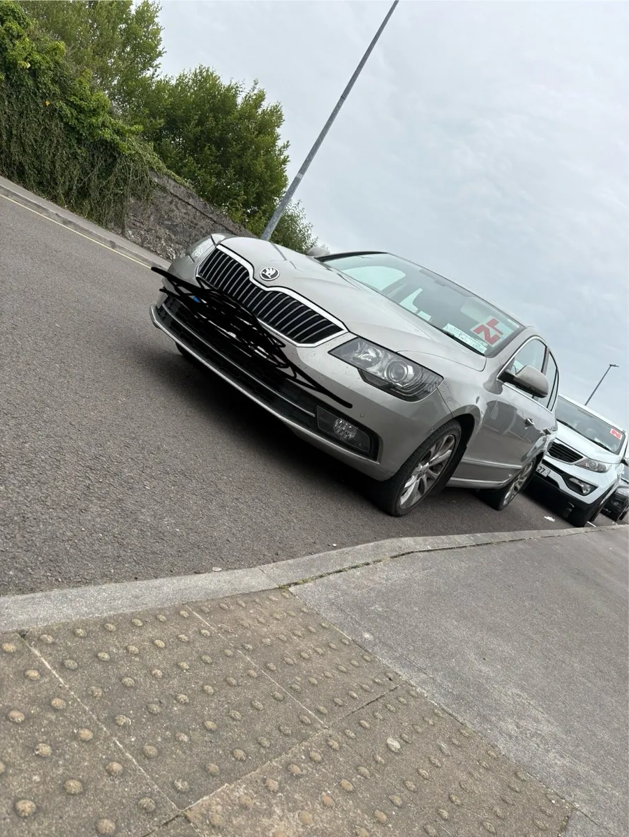 Skoda superb - Image 2