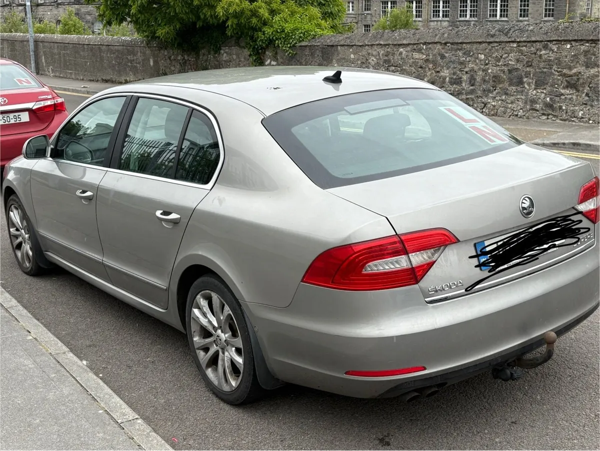 Skoda superb - Image 3