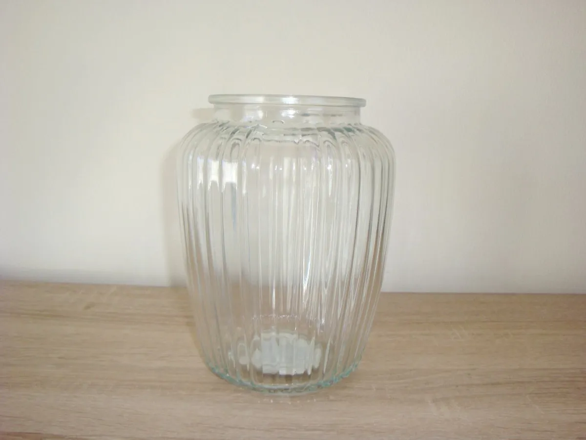 Ridged glass vase - NEW - Image 1