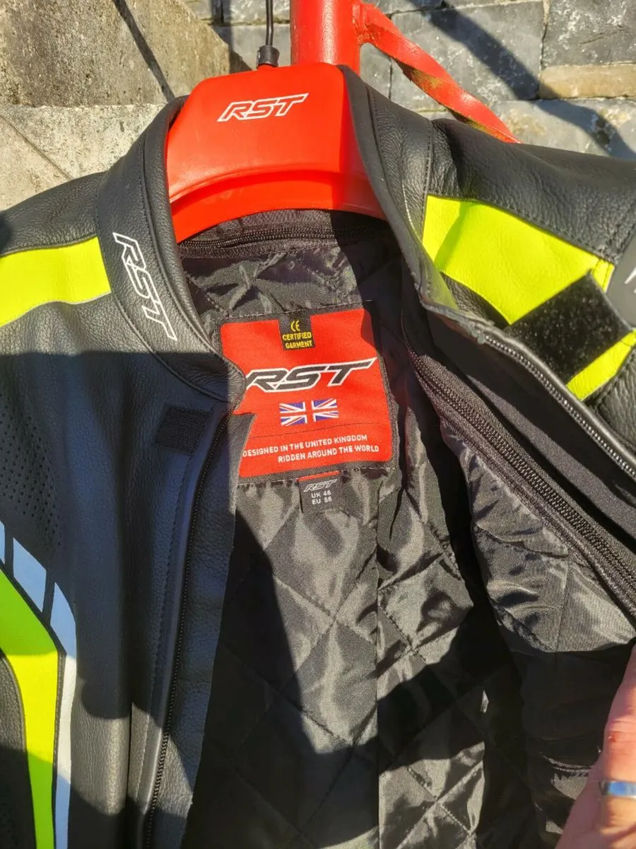 BRAND NEW RST Axis CE leather jacket - Image 4