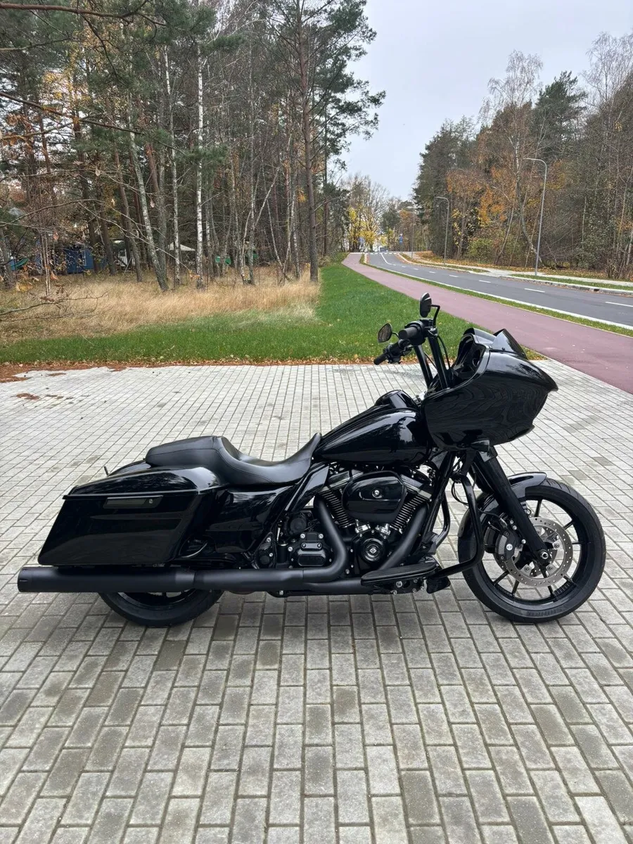HARLEY DAVIDSON ROAD GLIDE - Image 3