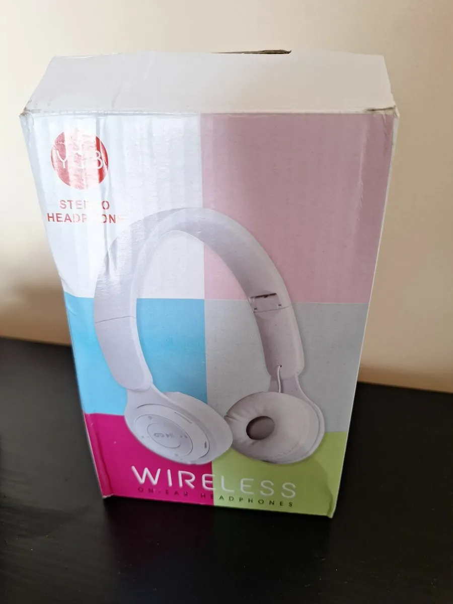 NEW wireless headphones - Image 2