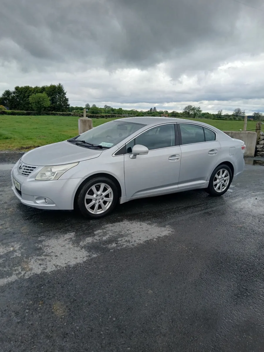 Toyota Avensis 2009 - Image 1