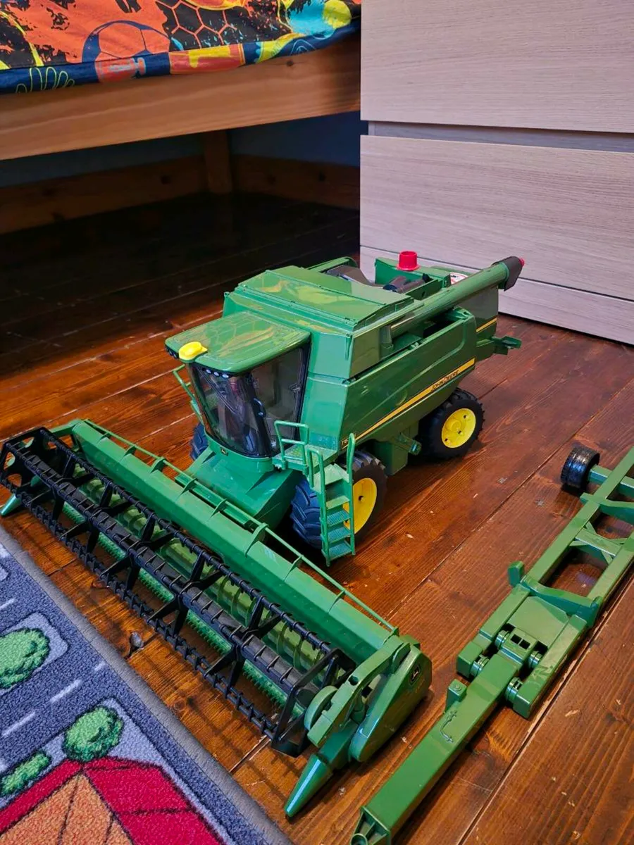 2 x Bruder John Deere Combines - Image 1