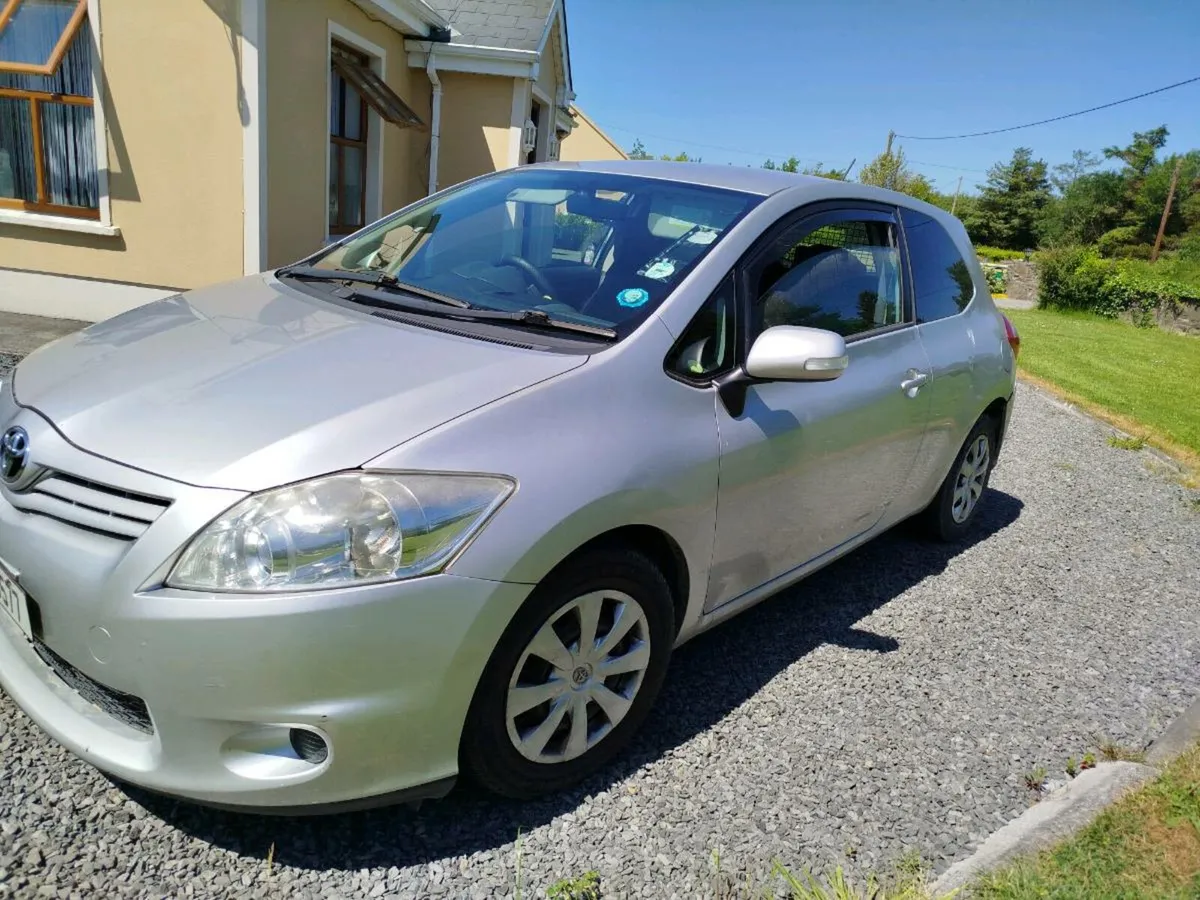 Toyota Auris - Image 3