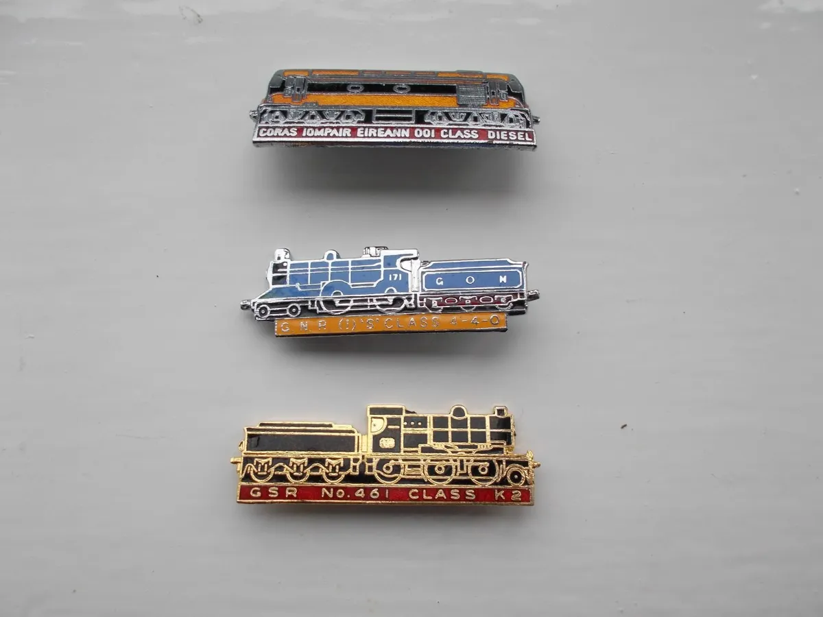 Lot of 3 R.P.S.I / C.I.E. Railways Pin Badges - Image 1