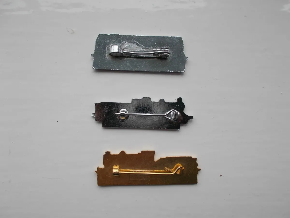 Lot of 3 R.P.S.I / C.I.E. Railways Pin Badges - Image 2