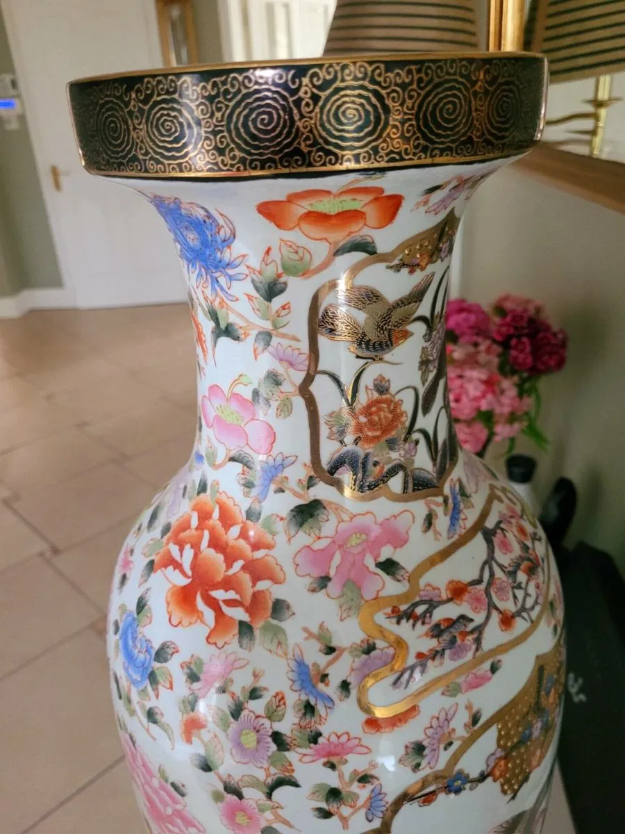Satsuma Vase - Image 2