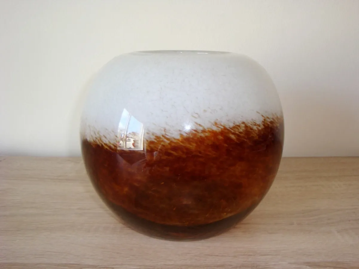 Glass brown and white vase - Image 1