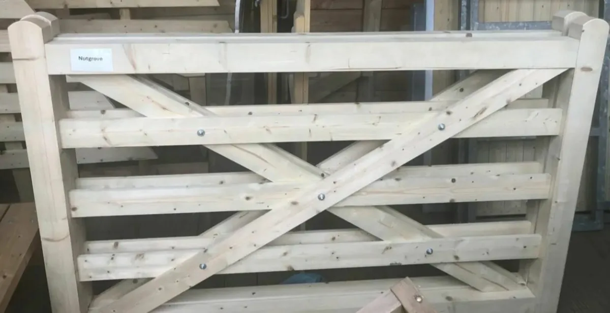 Field Gate Nutgrove Single- made to order - Image 1