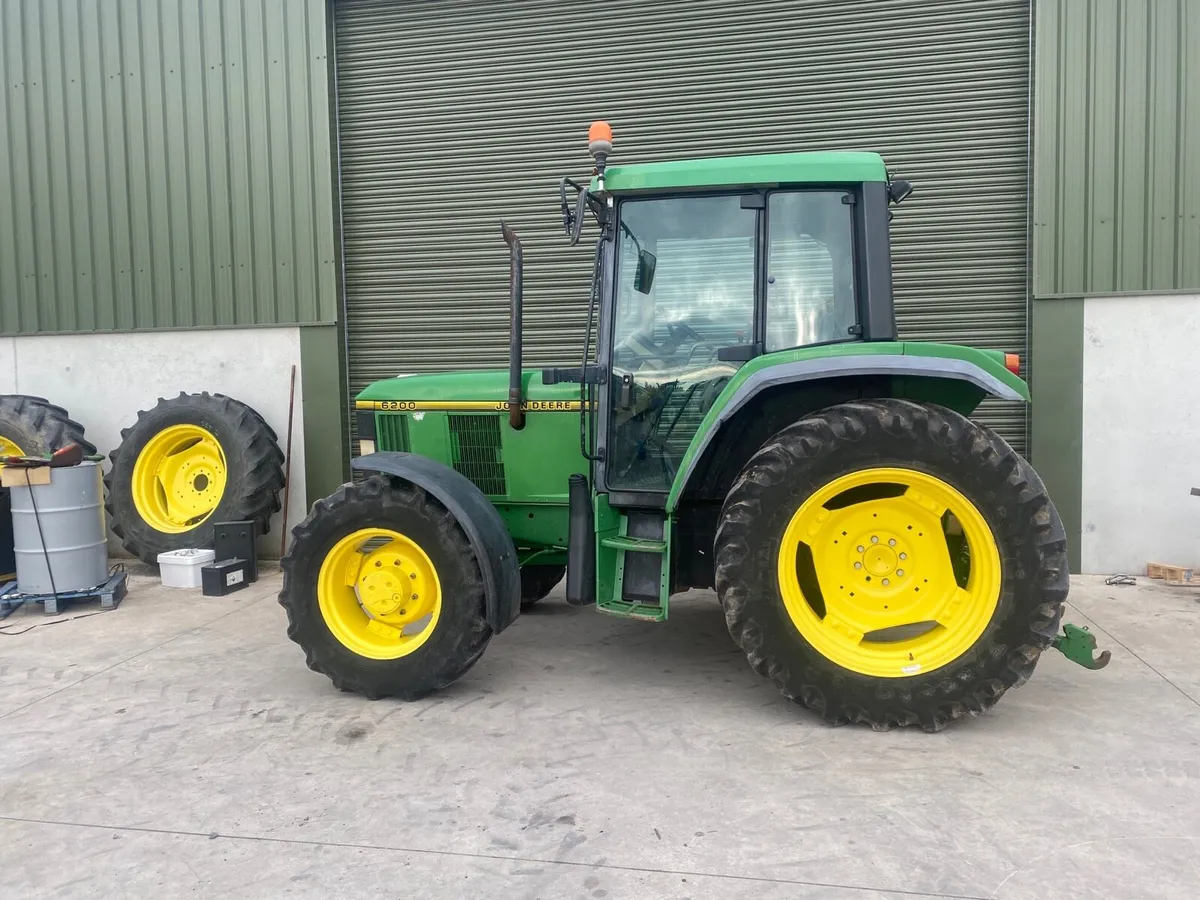 John Deere 6200 - Image 1