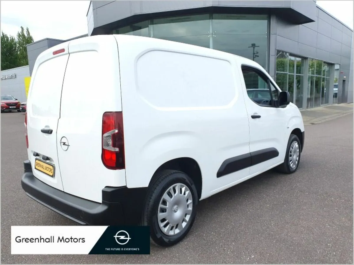Opel Combo 2022 - ONLY 13k km on clock - Image 4