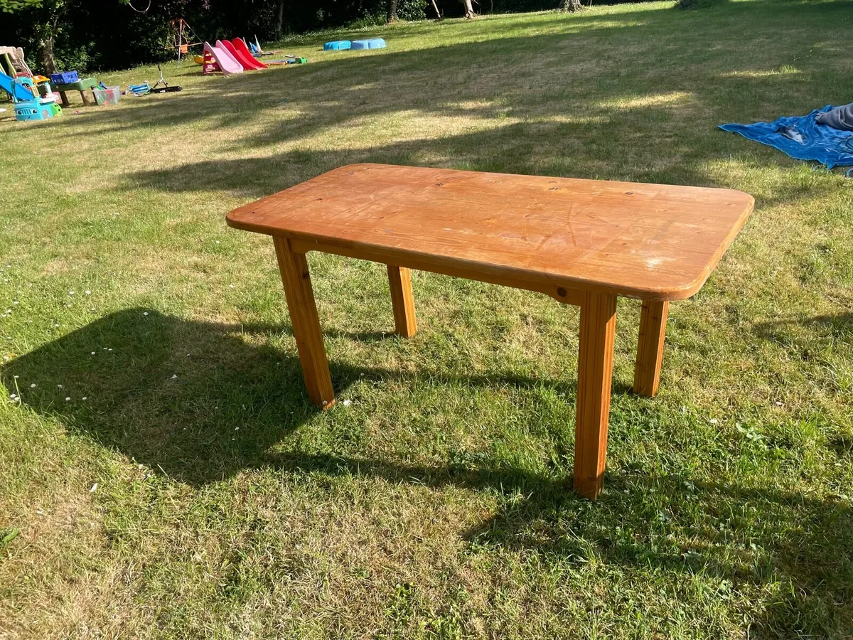 Pine kitchen table - Image 4