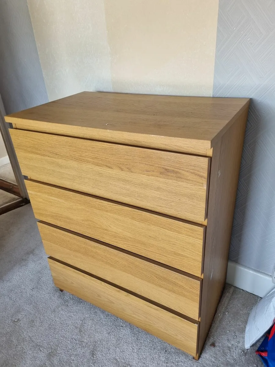 Free Drawer Cabinet For Collection - Image 3