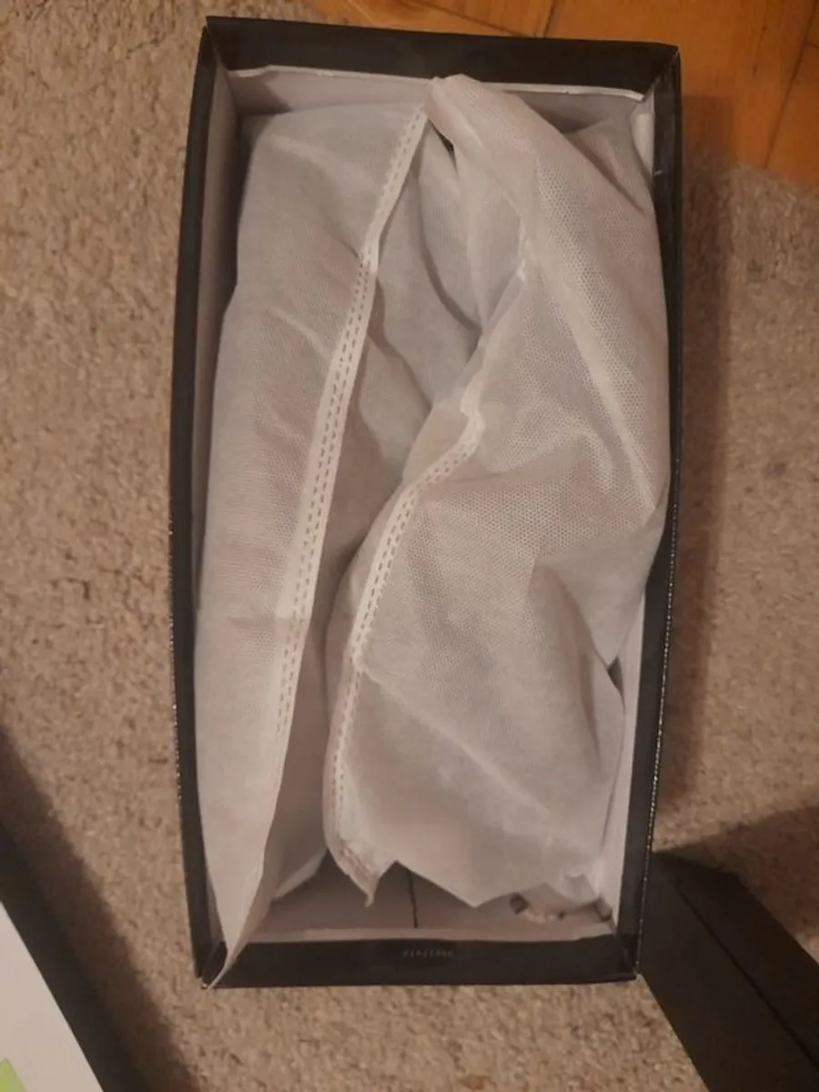 New shoes - Image 1