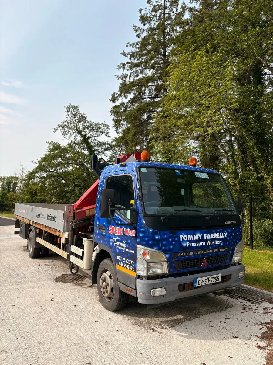 2008 Mitsubishi Canter - Image 1