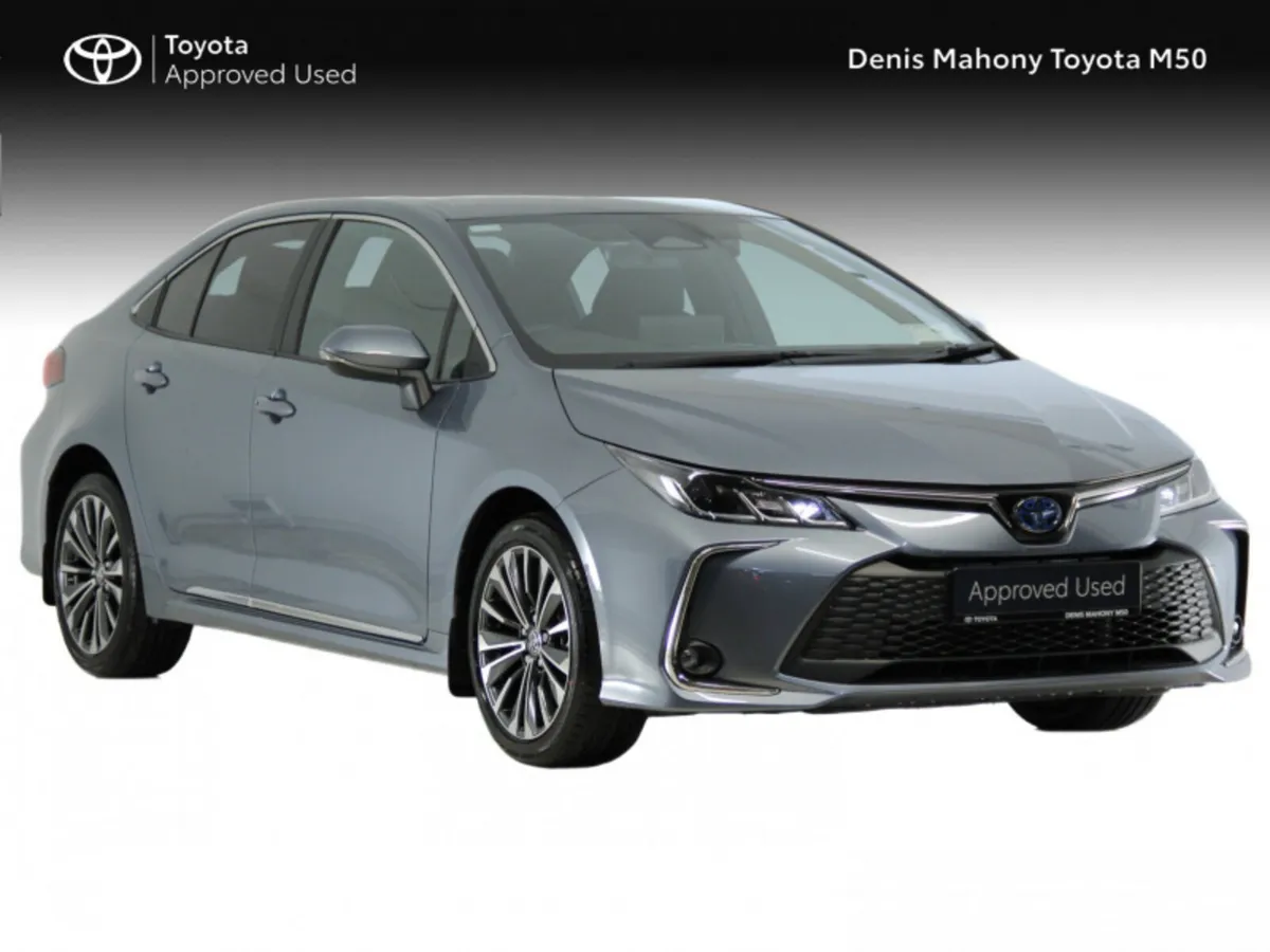 Toyota Corolla Luna Sport Hybrid Saloon Auto - Image 1