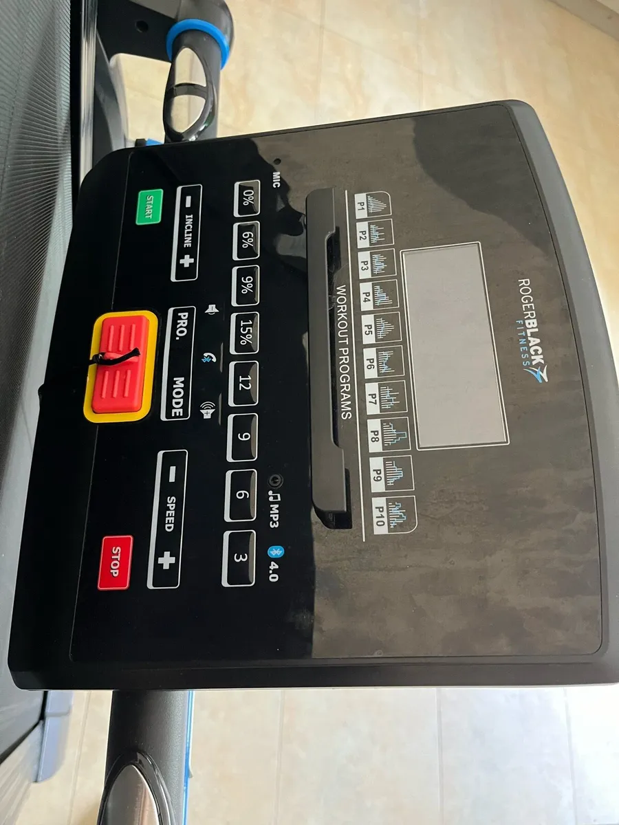 Foldable space saver treadmill 1-15km / 1-15% inc - Image 2