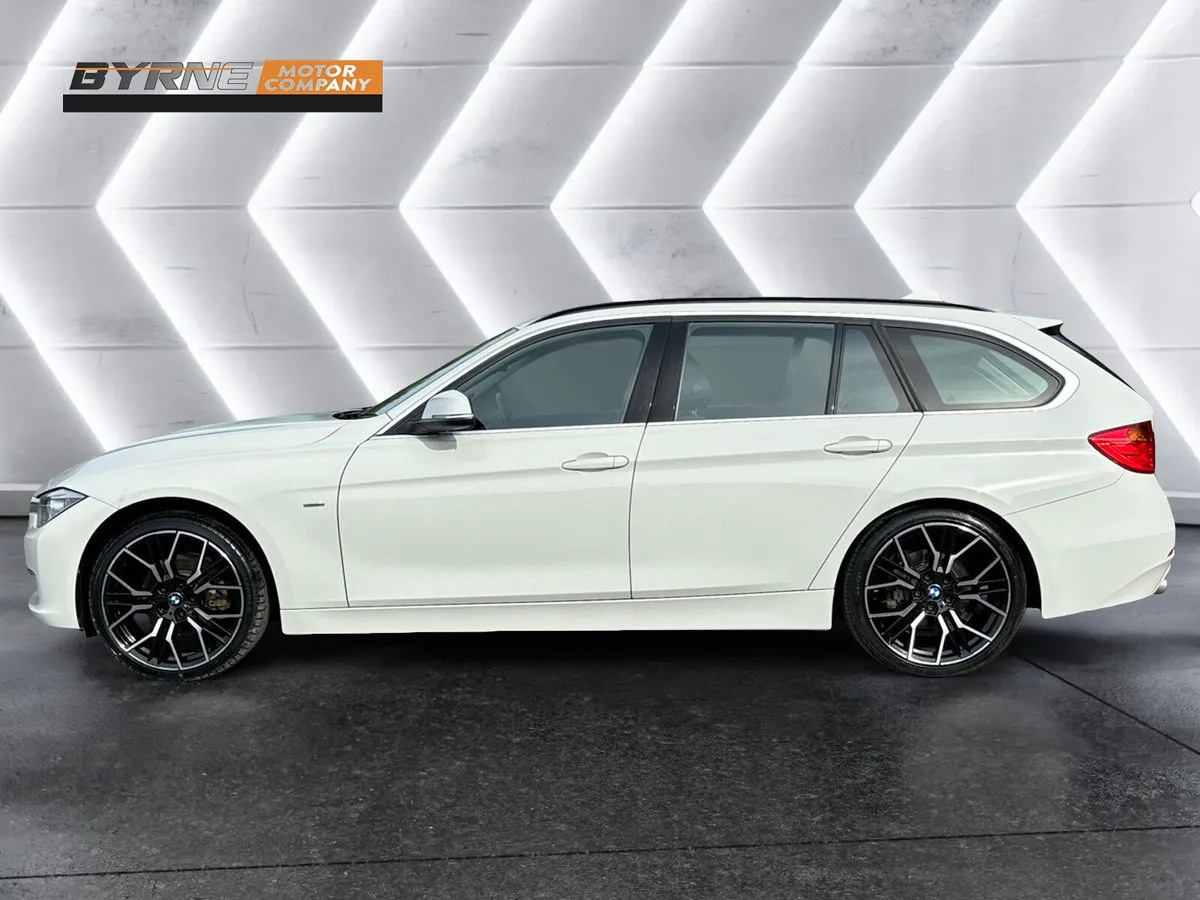 BMW 320D TOURING AUTO, 2015 - Image 2