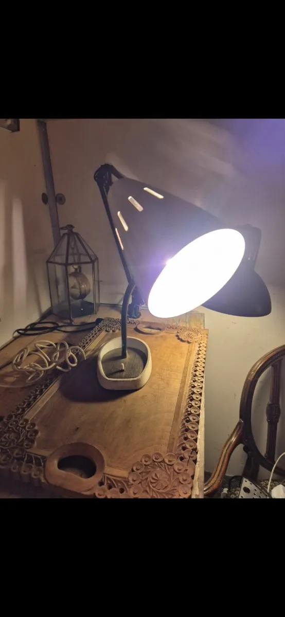Pifco lamp - Image 1