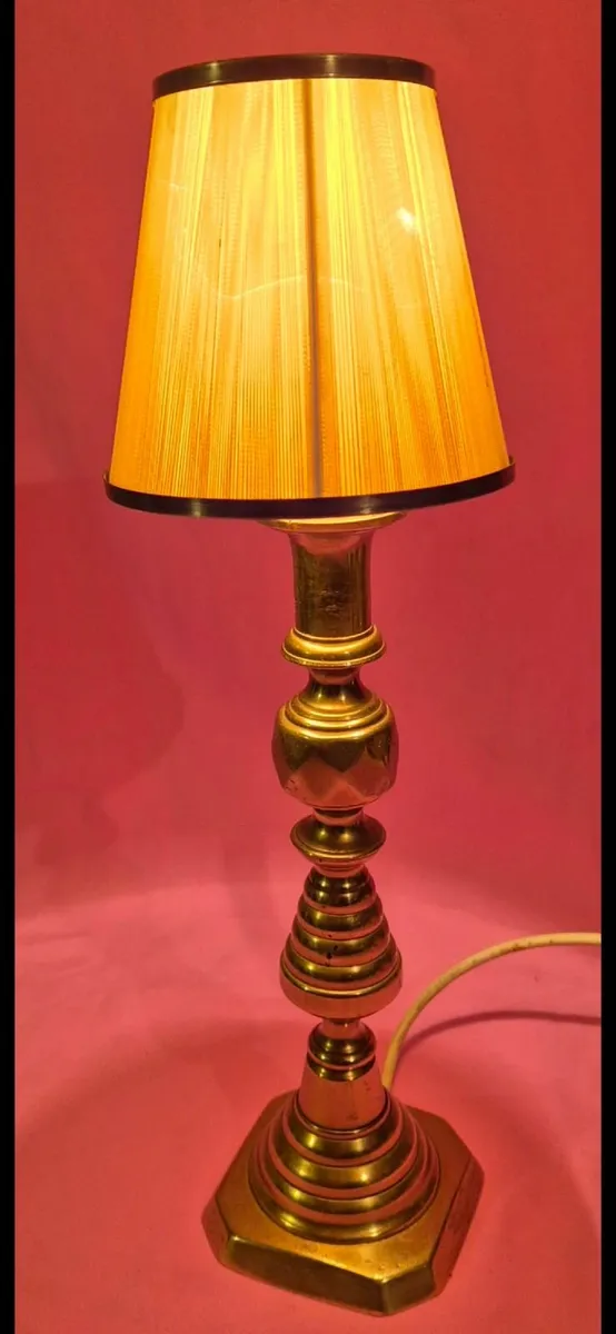 Brass lamp - Image 1