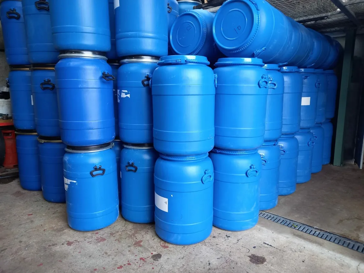 Plastic barrels/drums - Image 4