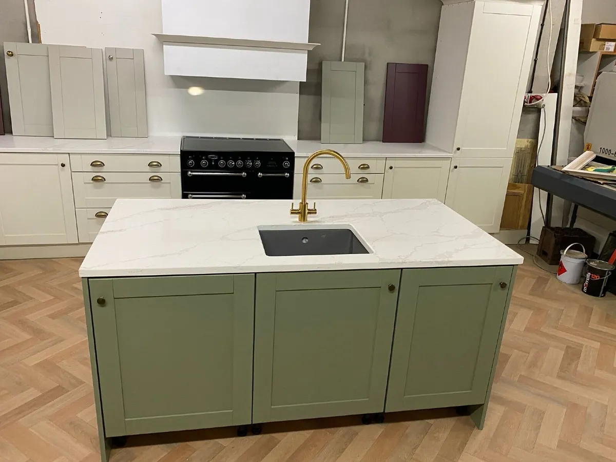 New Kitchen with quartz worktops - Image 1
