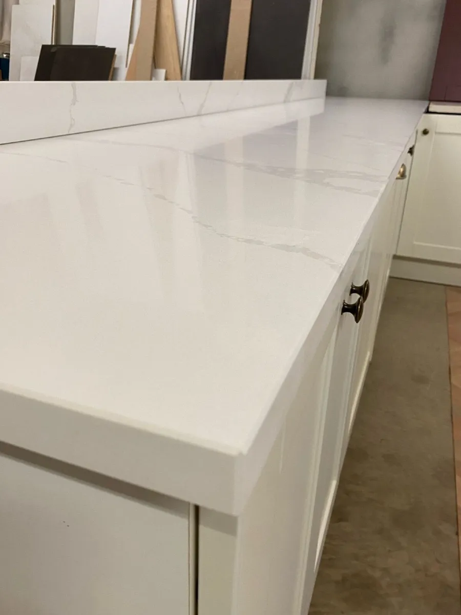 New Kitchen with quartz worktops - Image 2