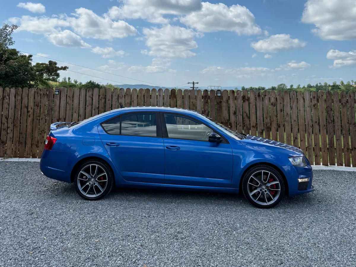 SKODA OCTAVIA VRS - Image 4