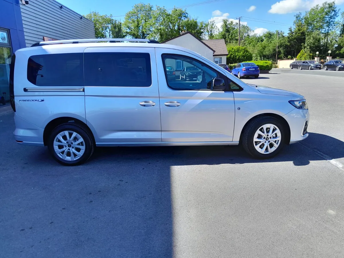 Wheelchair Accessible Ford Tourneo - Image 4