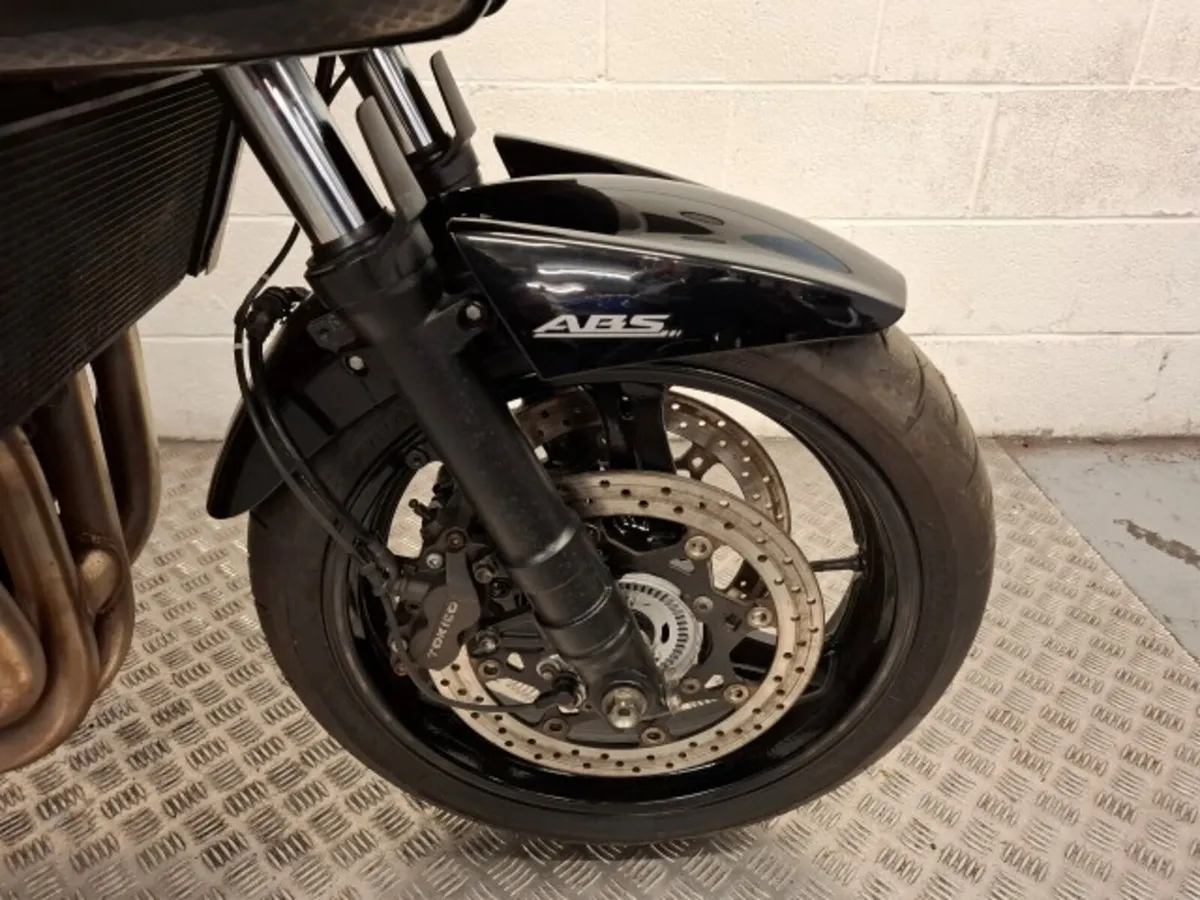 Suzuki Bandit 1250 2011 - Image 4