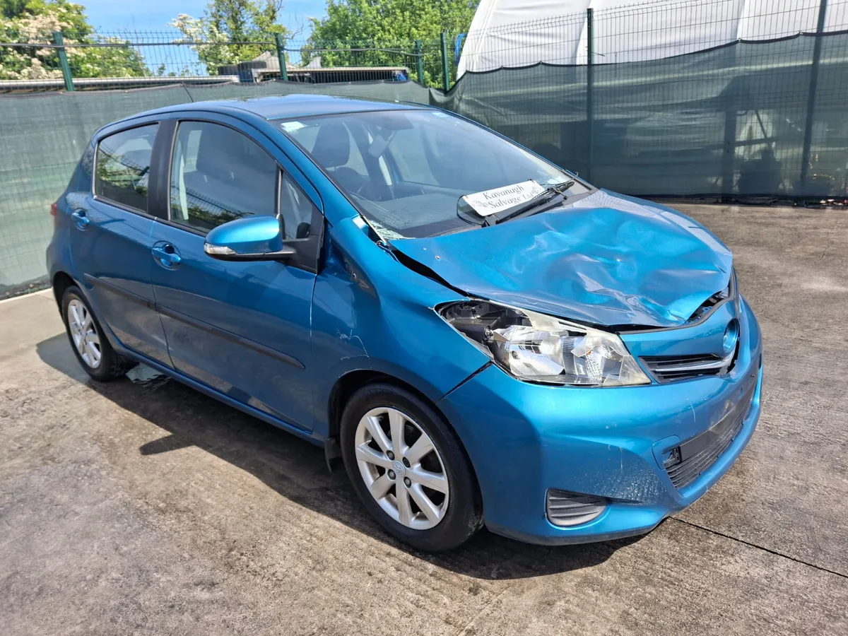 2012 Toyota Yaris  1.4 Diesel - Image 3